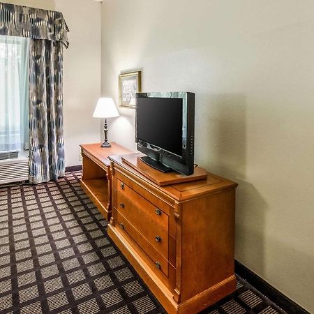 Savannah Gateway Hotel & Suites ジョージタウン エクステリア 写真