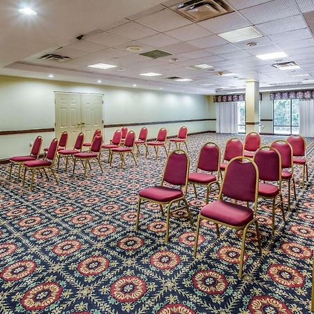 Savannah Gateway Hotel & Suites ジョージタウン エクステリア 写真