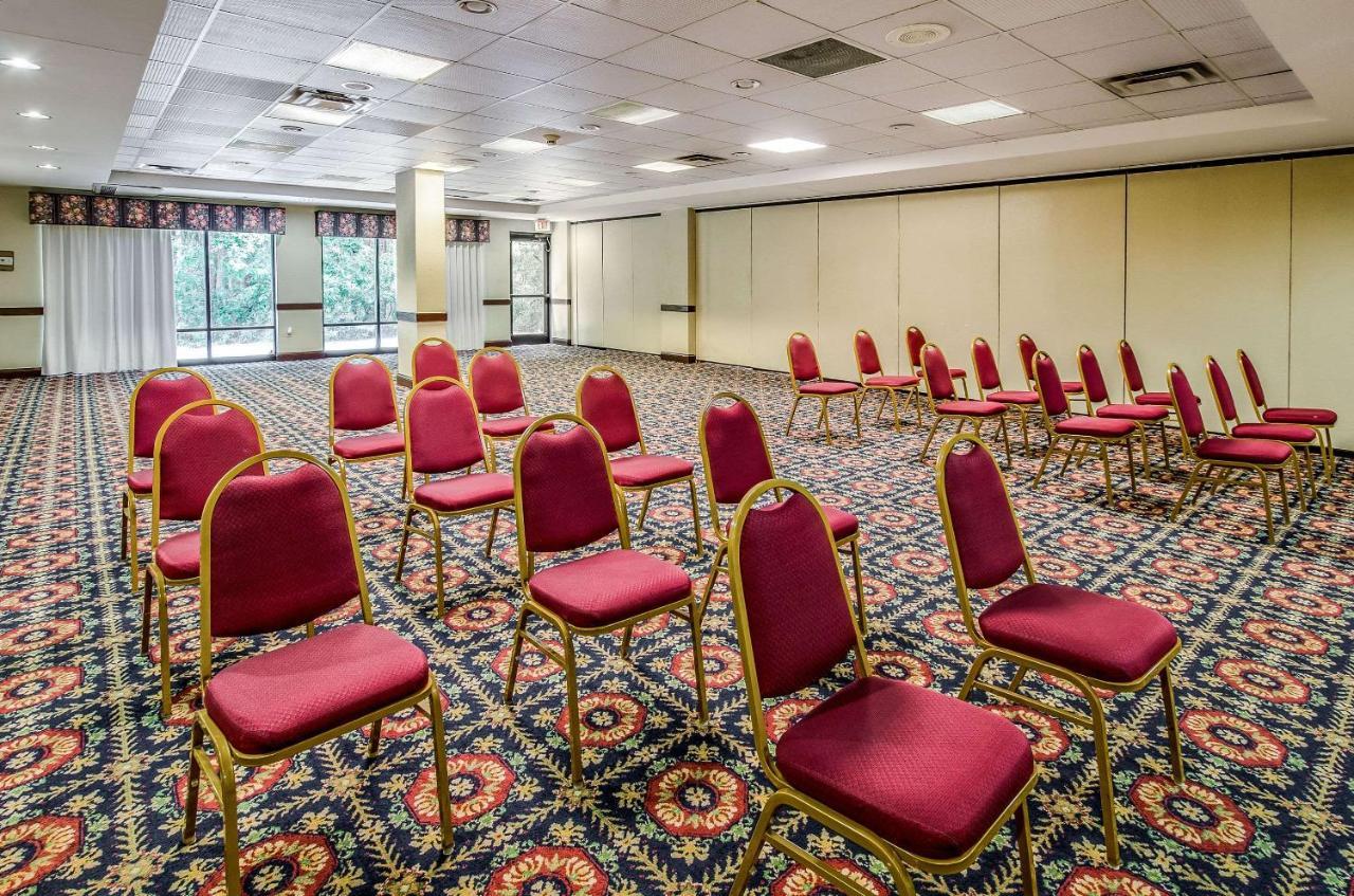Savannah Gateway Hotel & Suites ジョージタウン エクステリア 写真