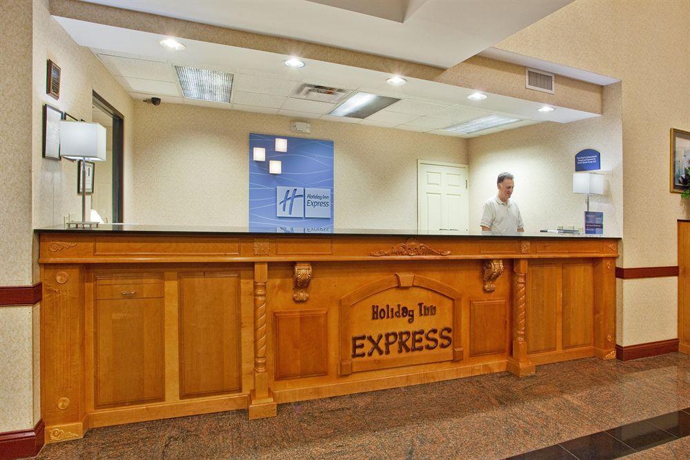 Savannah Gateway Hotel & Suites ジョージタウン エクステリア 写真